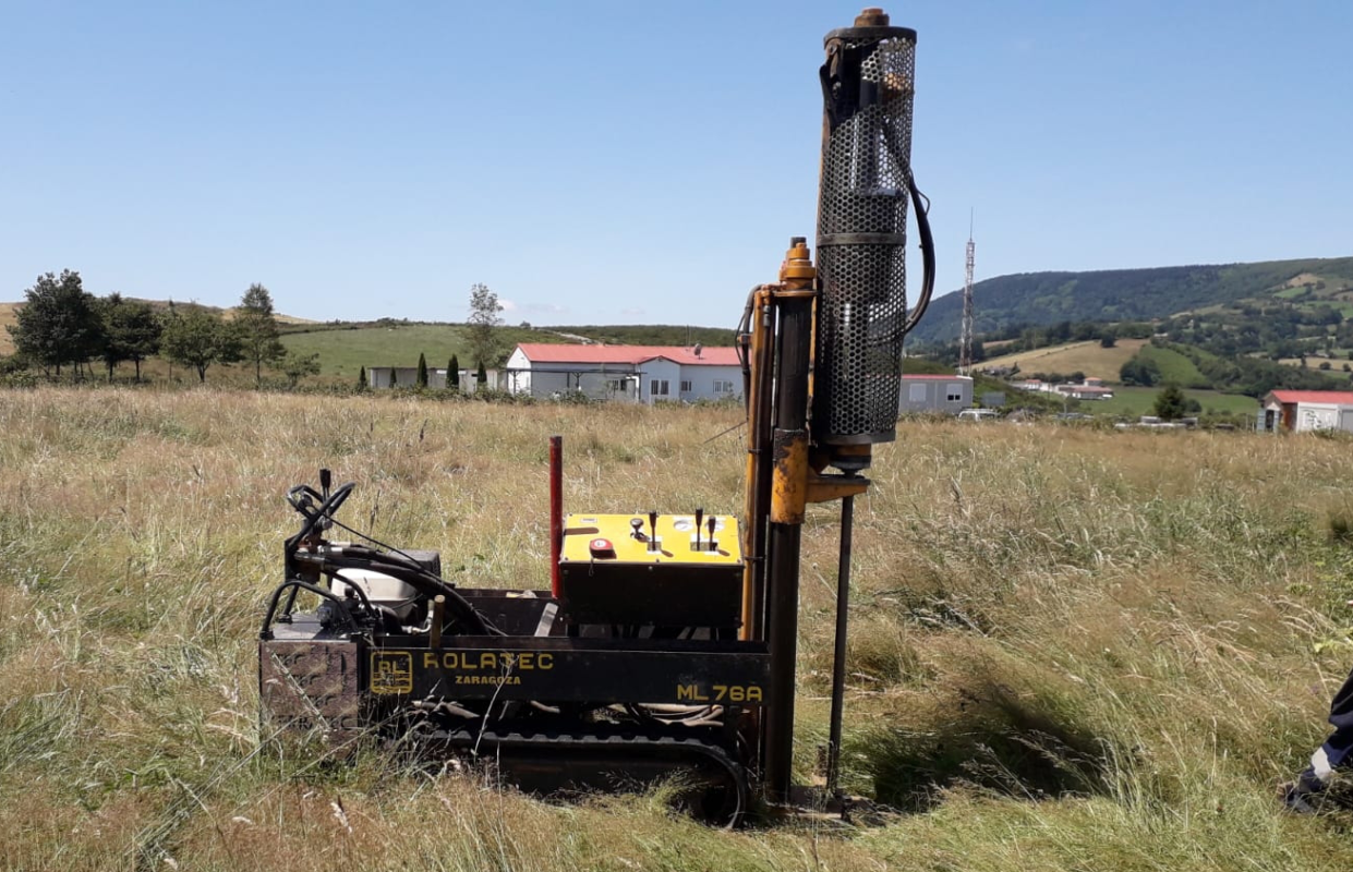 Ensayos de Penetración Dinámica Superpesa en el Aeródromo de la Curiscada